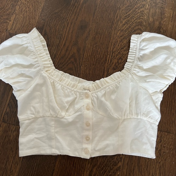 H&M Cream Button Down Crop Top - Picture 2 of 4